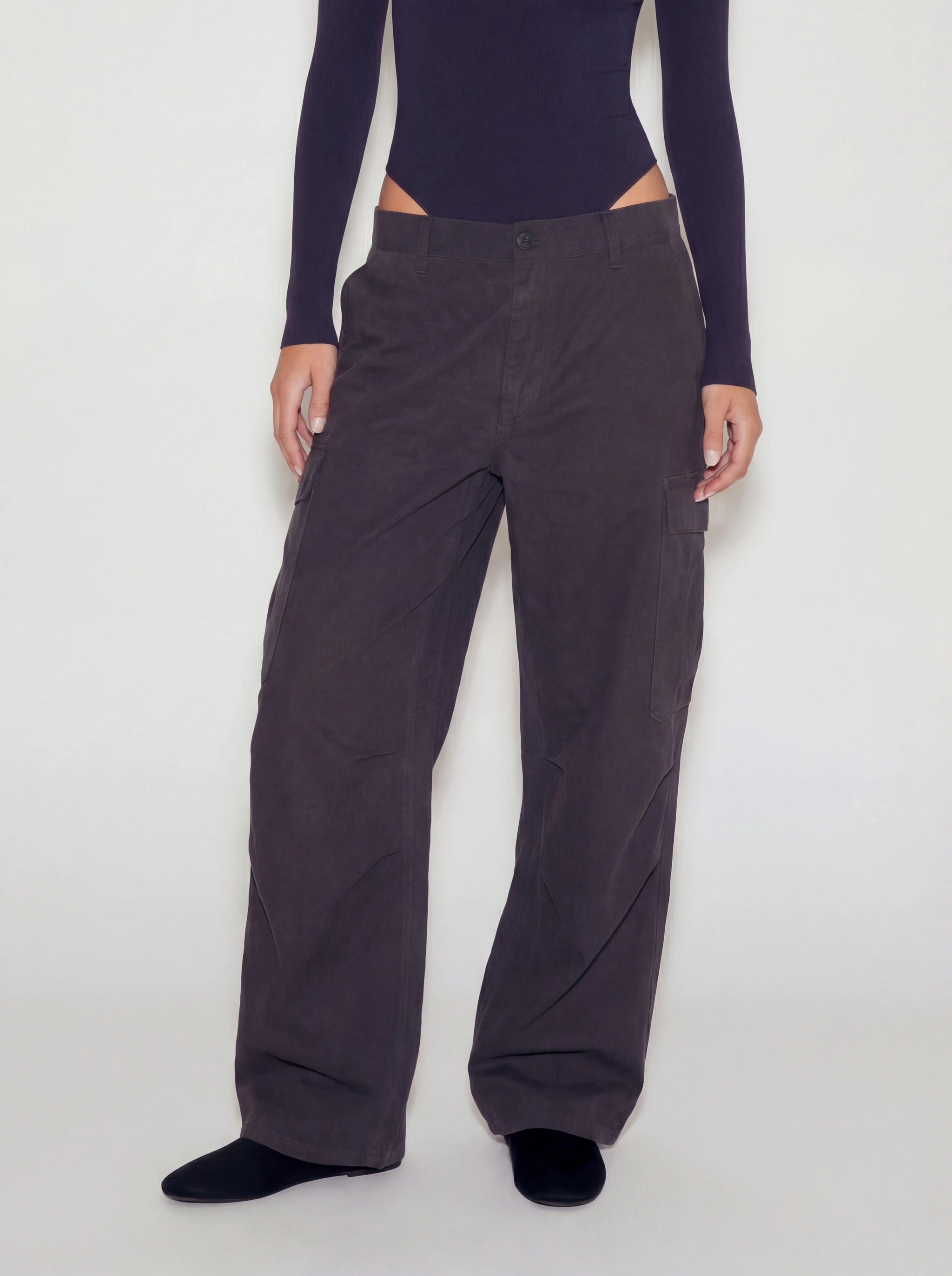 Oversized Bungee Hem Cargo Pants