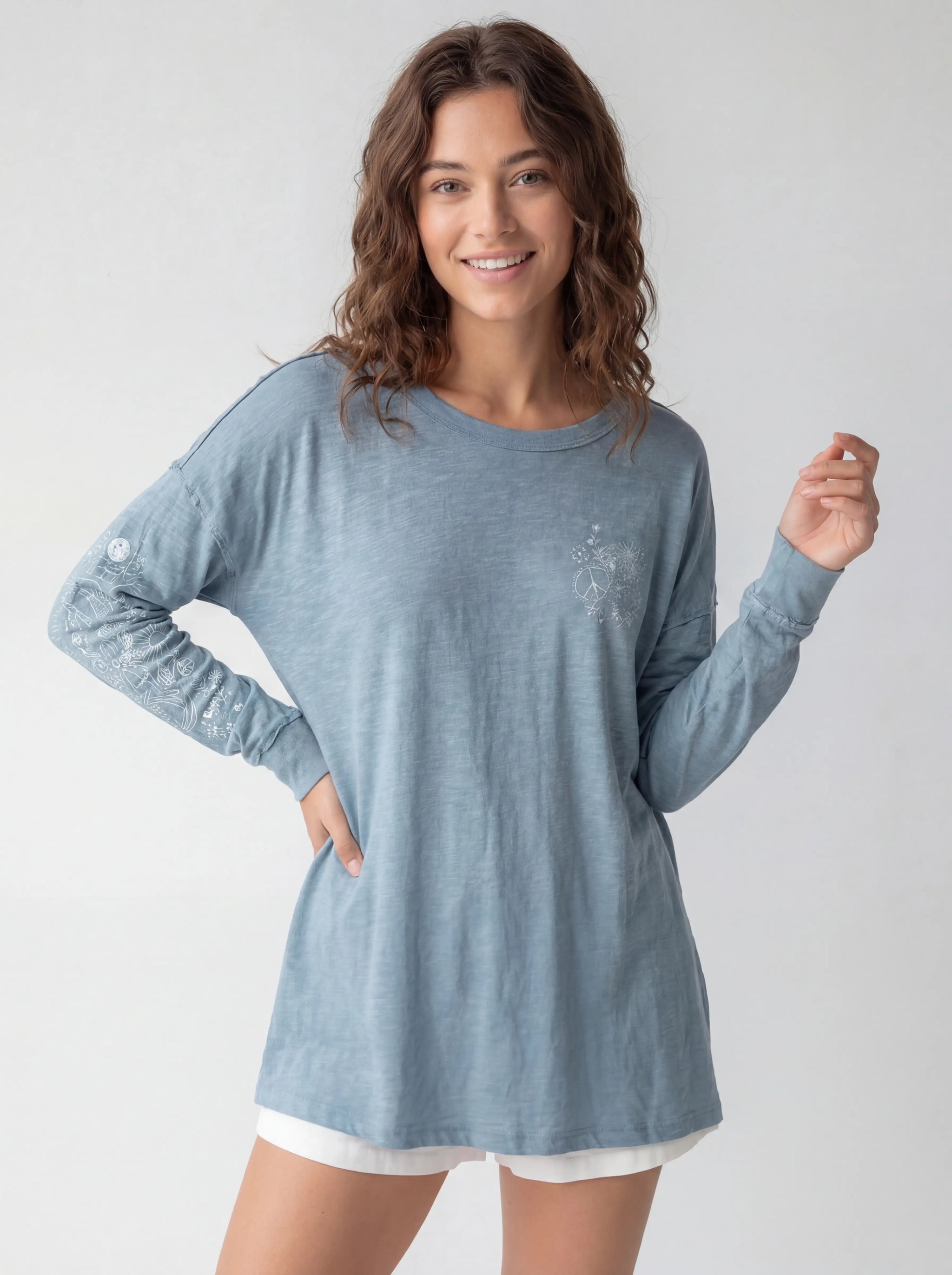 Loose Fitting Graffiti Art Print Raw Edge Top