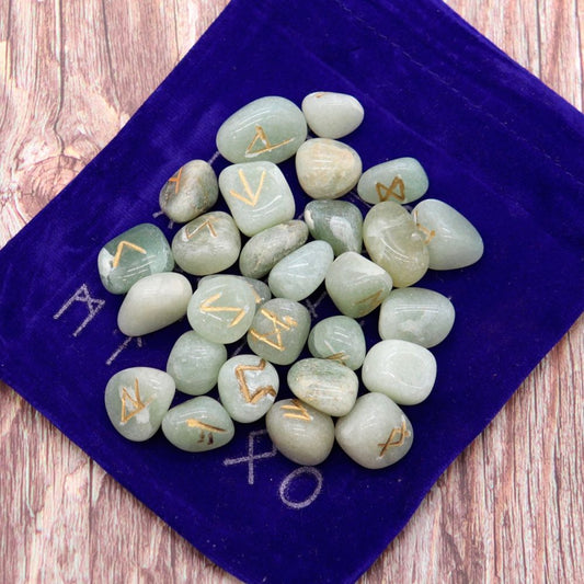 Green Aventurine Rune Set